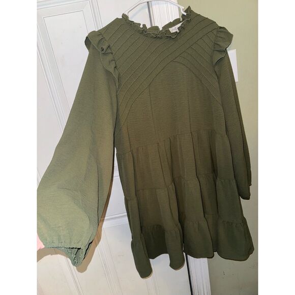 She + Sky Sage Pintuck Detail Tiered Skirt Woven Mini Dress in Olive Sz L - Picture 3 of 5